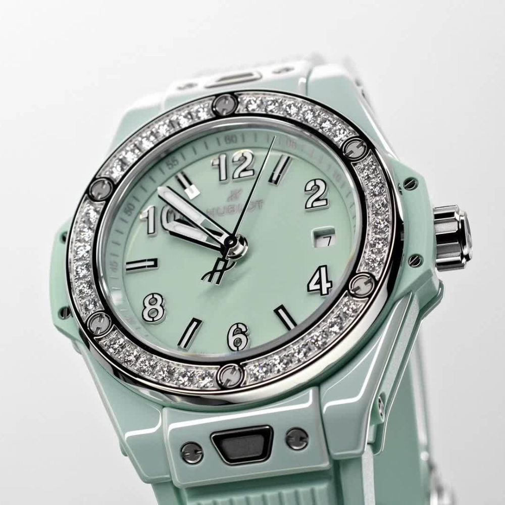 Big Bang One Click Mint Green Ceramic Diamonds Ref. 485.GS.5271.RX.1204 - Image 4