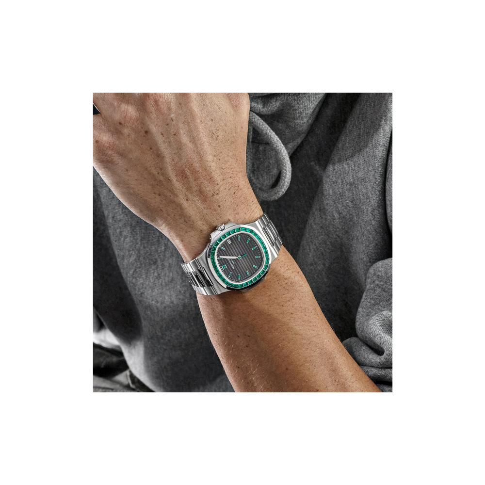 Patek Philippe Nautilus 5711/113P?001 - Image 8