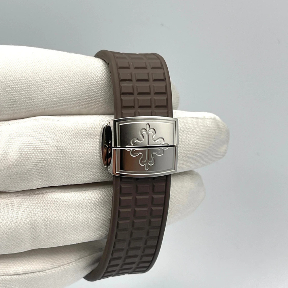 Patek Philippe Aquanaut Luce 5067A-023 - Image 9