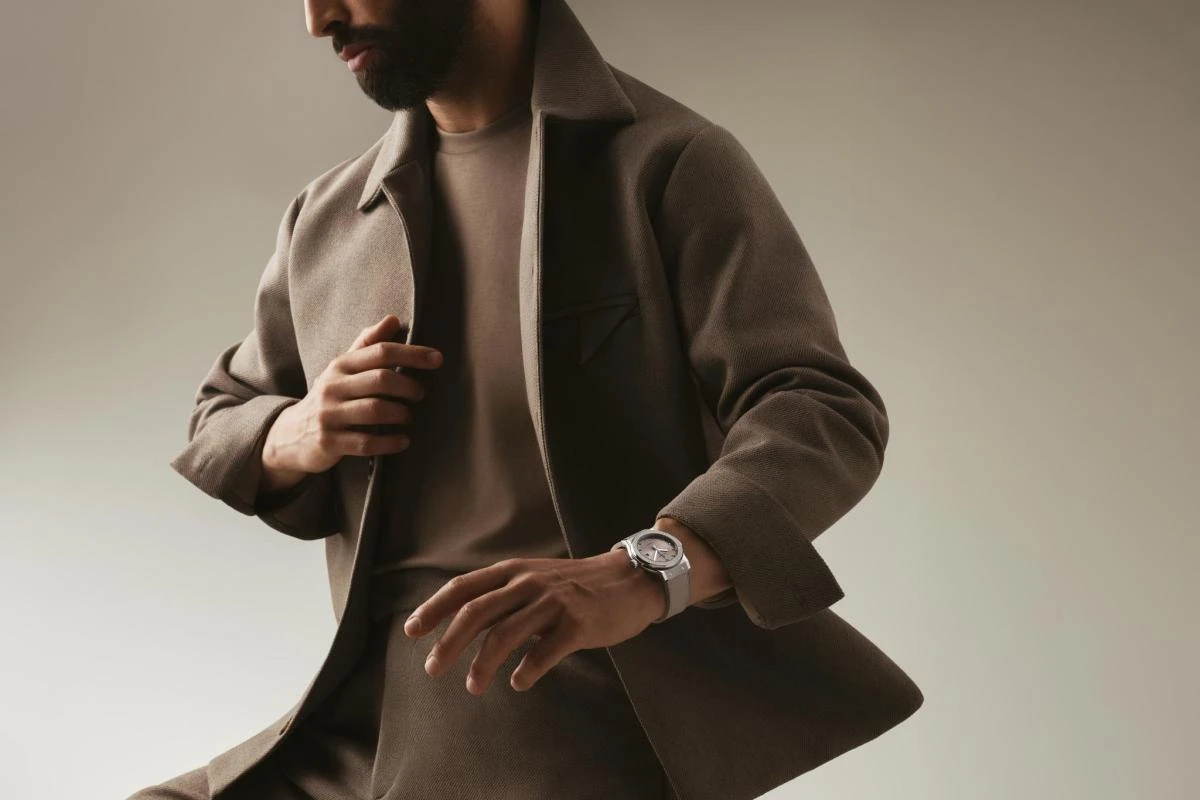 Hublot Classic Fusion Essential Taupe Ref. 511.NX.4610.NR.HEC25 - Image 3