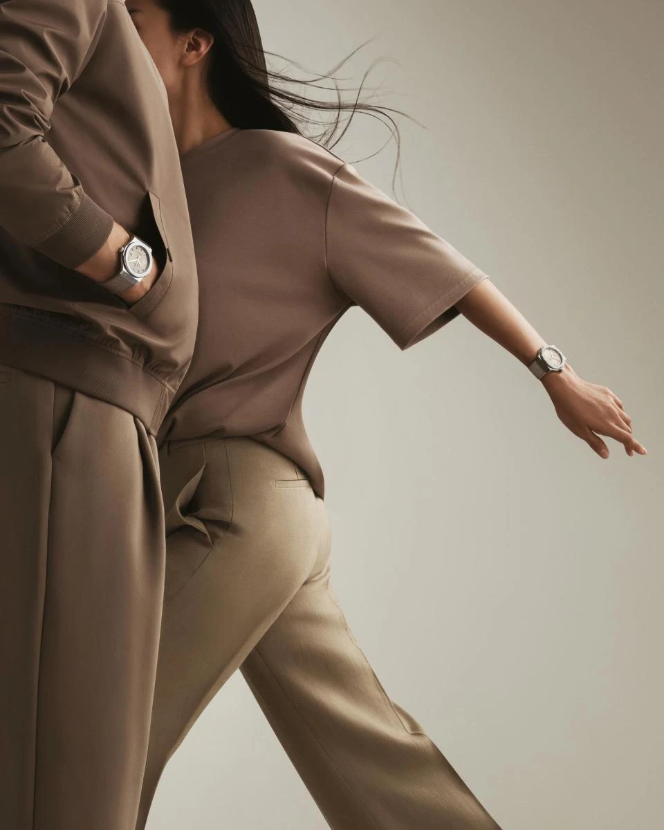 Hublot Classic Fusion Essential Taupe Ref. 511.NX.4610.NR.HEC25 - Image 2