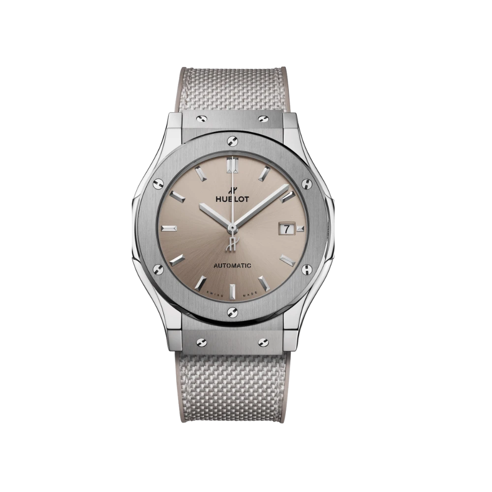 Classic Fusion Essential Taupe Ref. 542.NX.4610.NR.HEC25