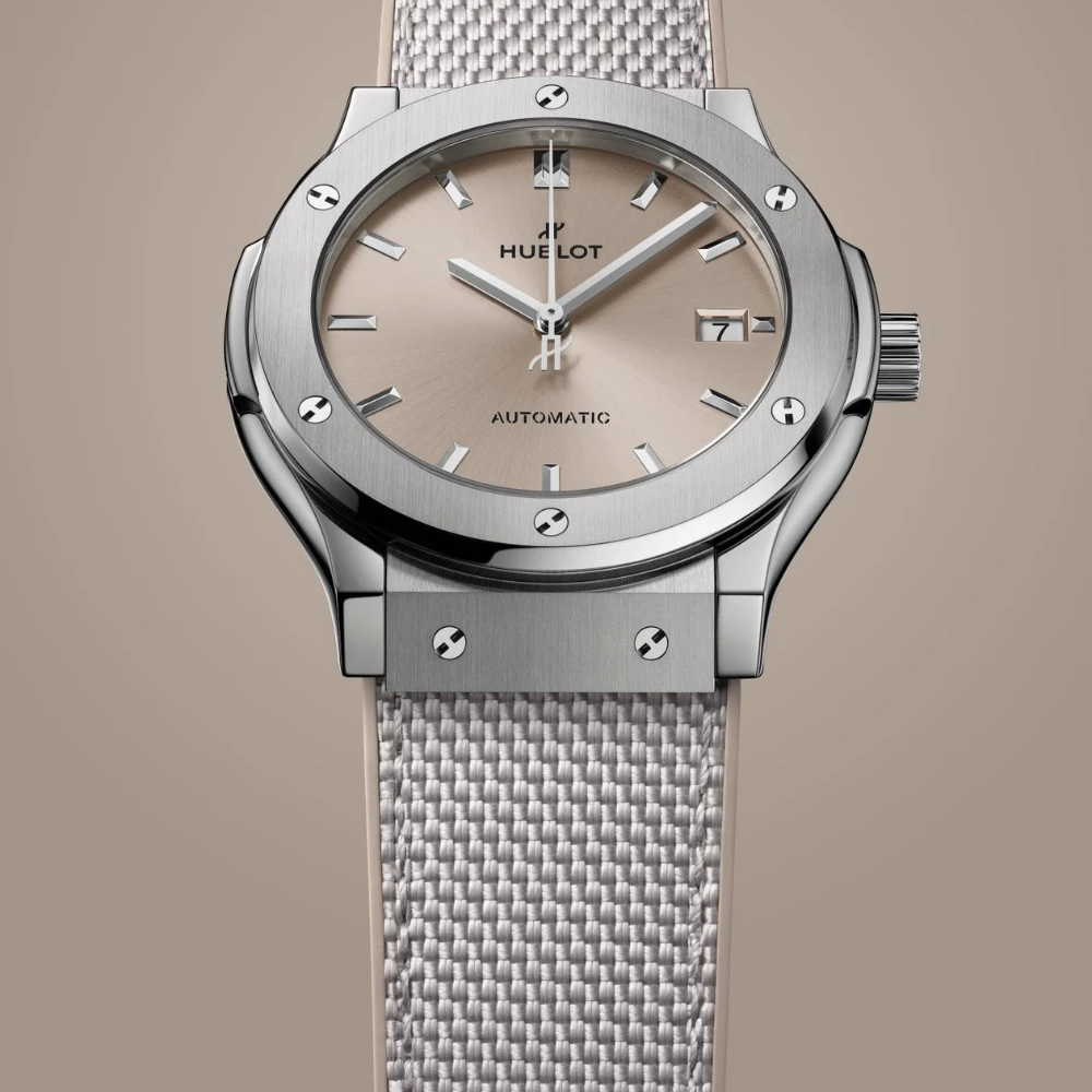 Classic Fusion Essential Taupe Ref. 542.NX.4610.NR.HEC25 - Image 3